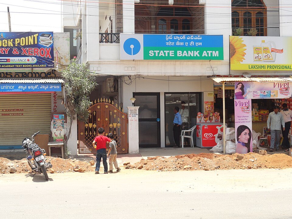IFC Extends $150 Million Social Facility to SBI for Rural Women